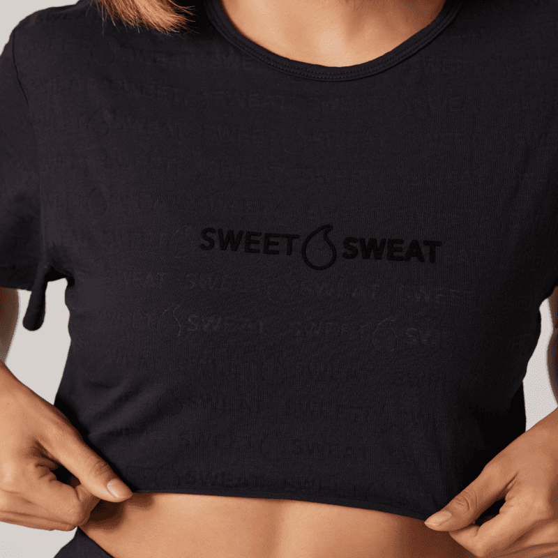 SR | Apparel Feature List Image - Female - Black Loose Top